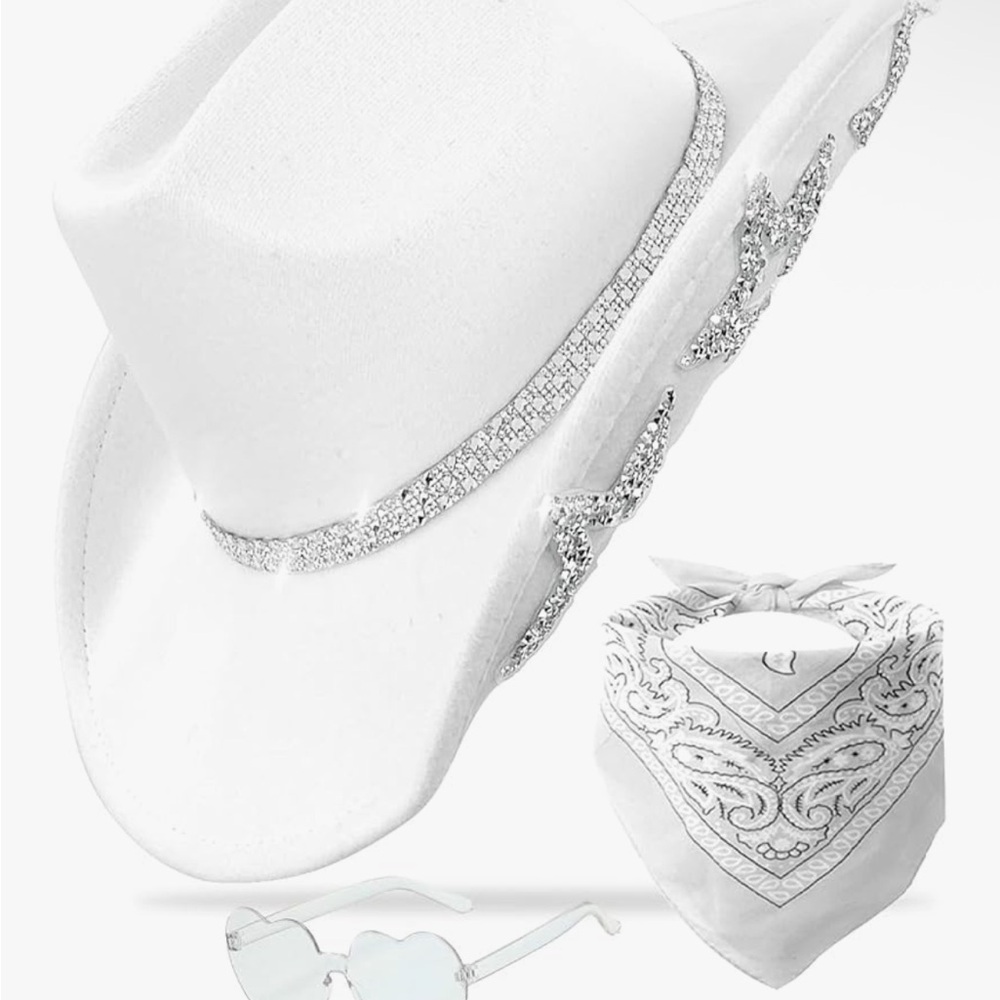 Nwot Woman's White Cowgirl Hat with Bandana And Heart Glasses